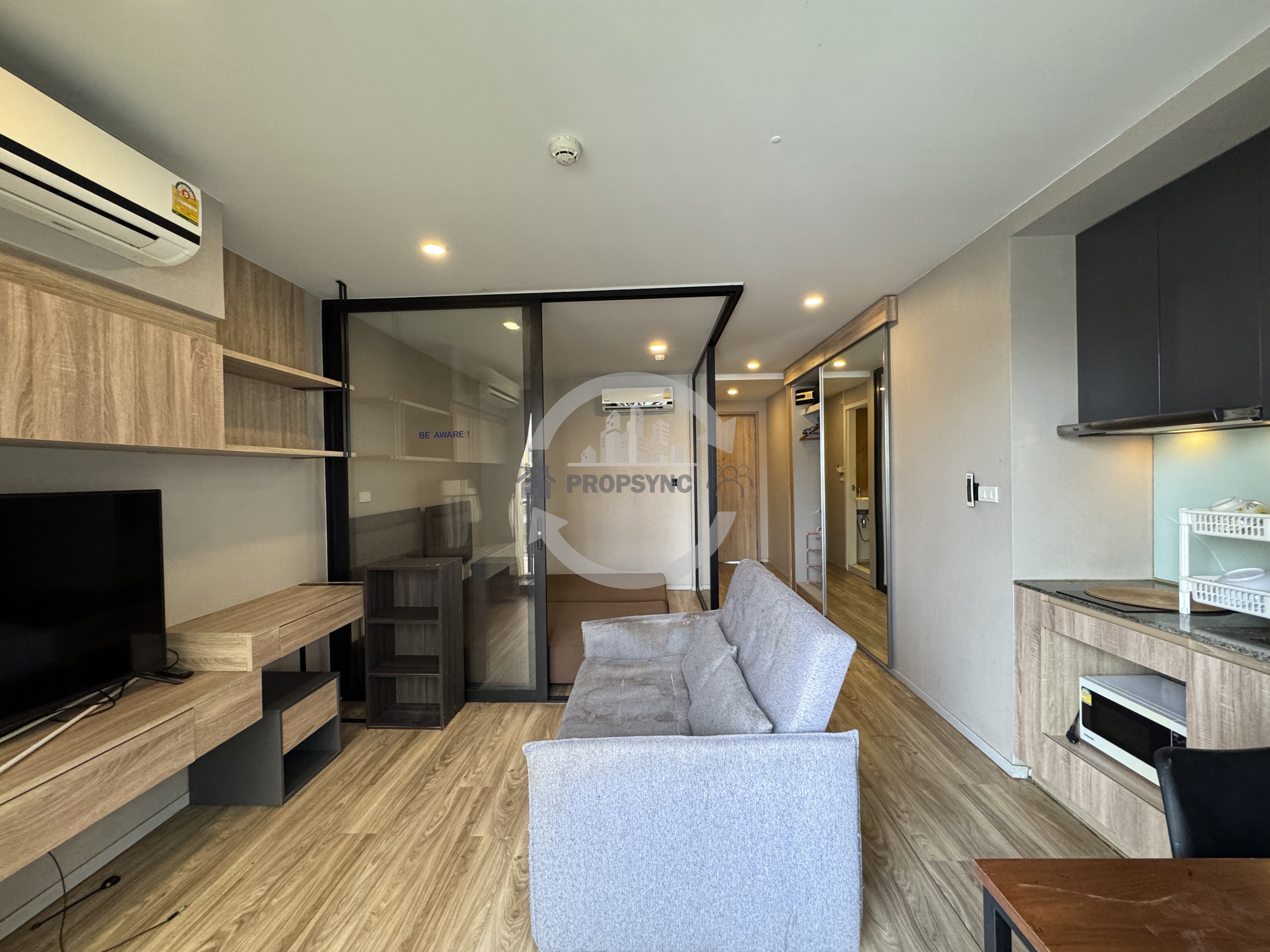 บลอสซั่ม คอนโด แอท สาทร - เจริญราษฎร์ | Blossom Condo @ Sathorn Charoenrat