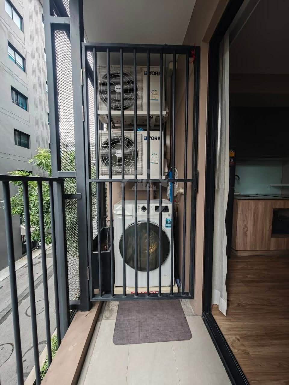 บลอสซั่ม คอนโด แอท สาทร - เจริญราษฎร์ | Blossom Condo @ Sathorn Charoenrat