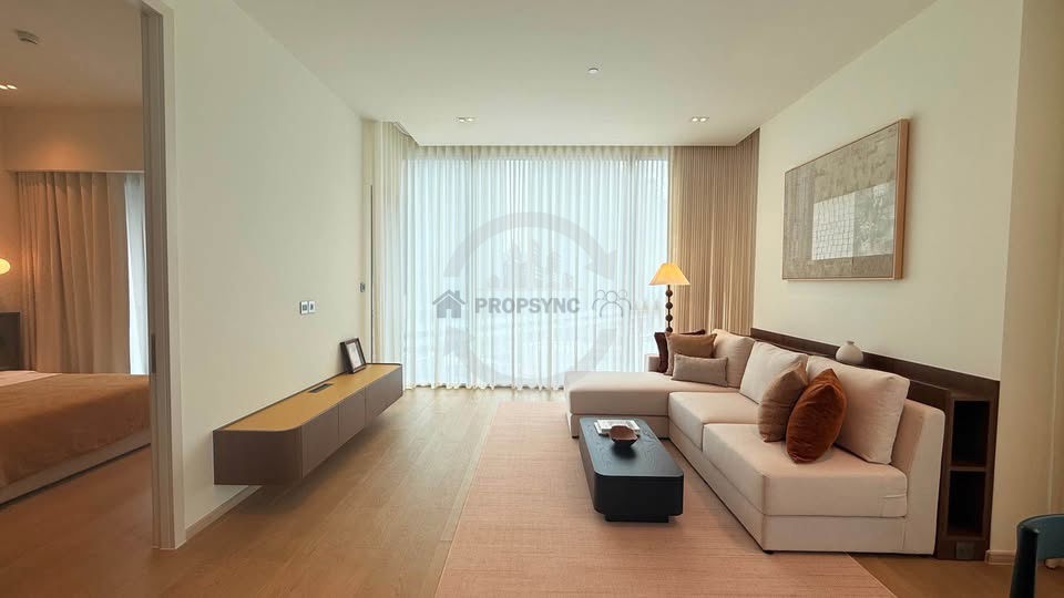 เดอะ สแตรนด์ ทองหล่อ | The Strand Thonglor