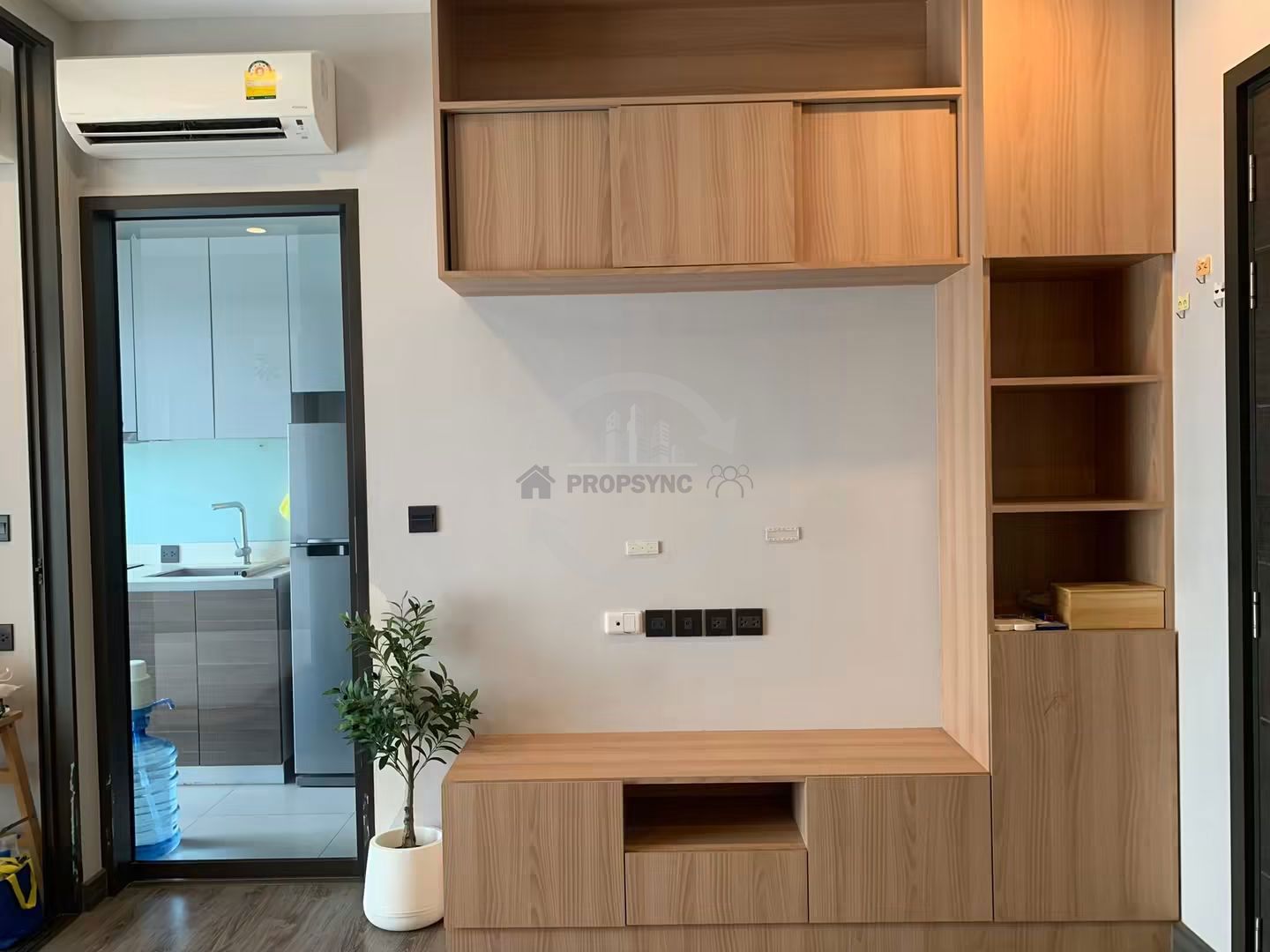 เออร์บาโน่ ราชวิถี | Urbano Rajavithi